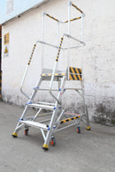 XG Aluminium Platfrom Ladder with Retractable Caster Wheels | Model : L-XG358A Aluminium Platfrom Ladder XG