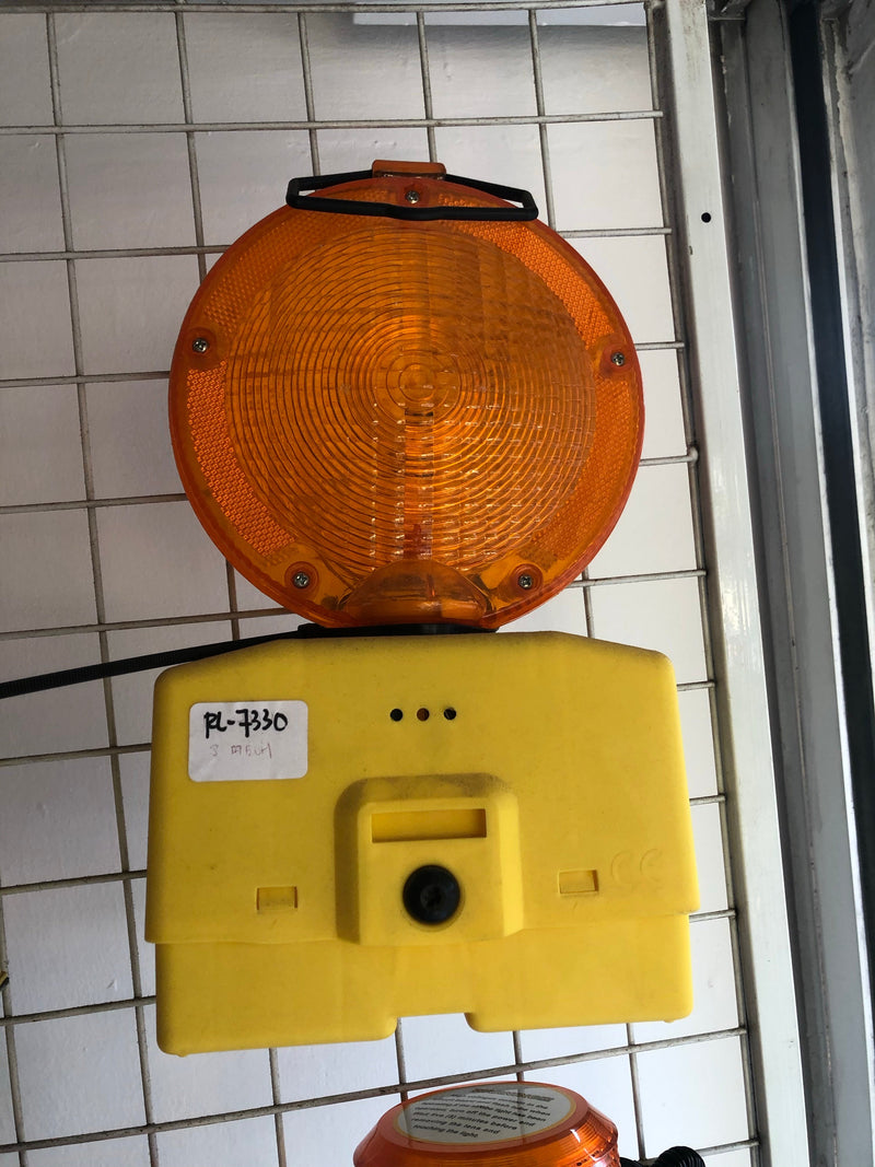 Aiko Yellow Circular Road (Warning / Flashing) Light for Barricades | Battery Powered, No Solar | Model : RL-7330 - Aikchinhin