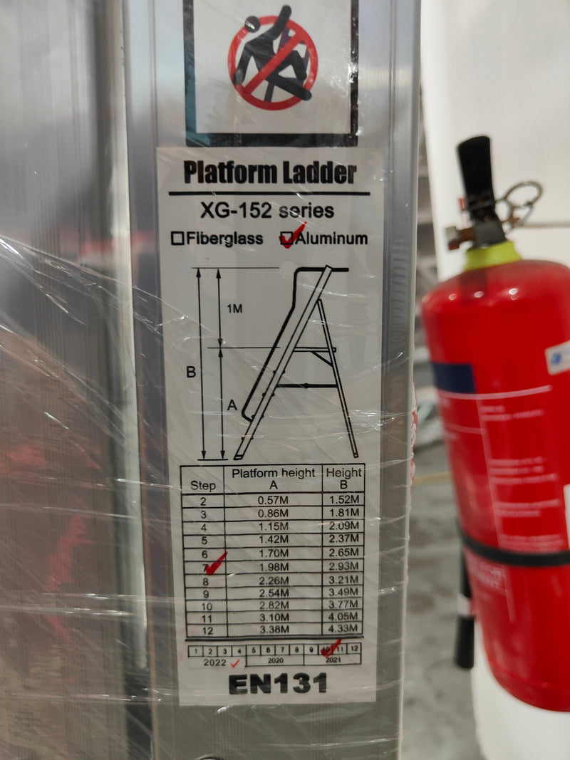 XG Aluminium Platform Ladders Come with Safety Chain | Sizes : 3 Steps to 12 Steps | Model : L-XG152EA Ladder XG 