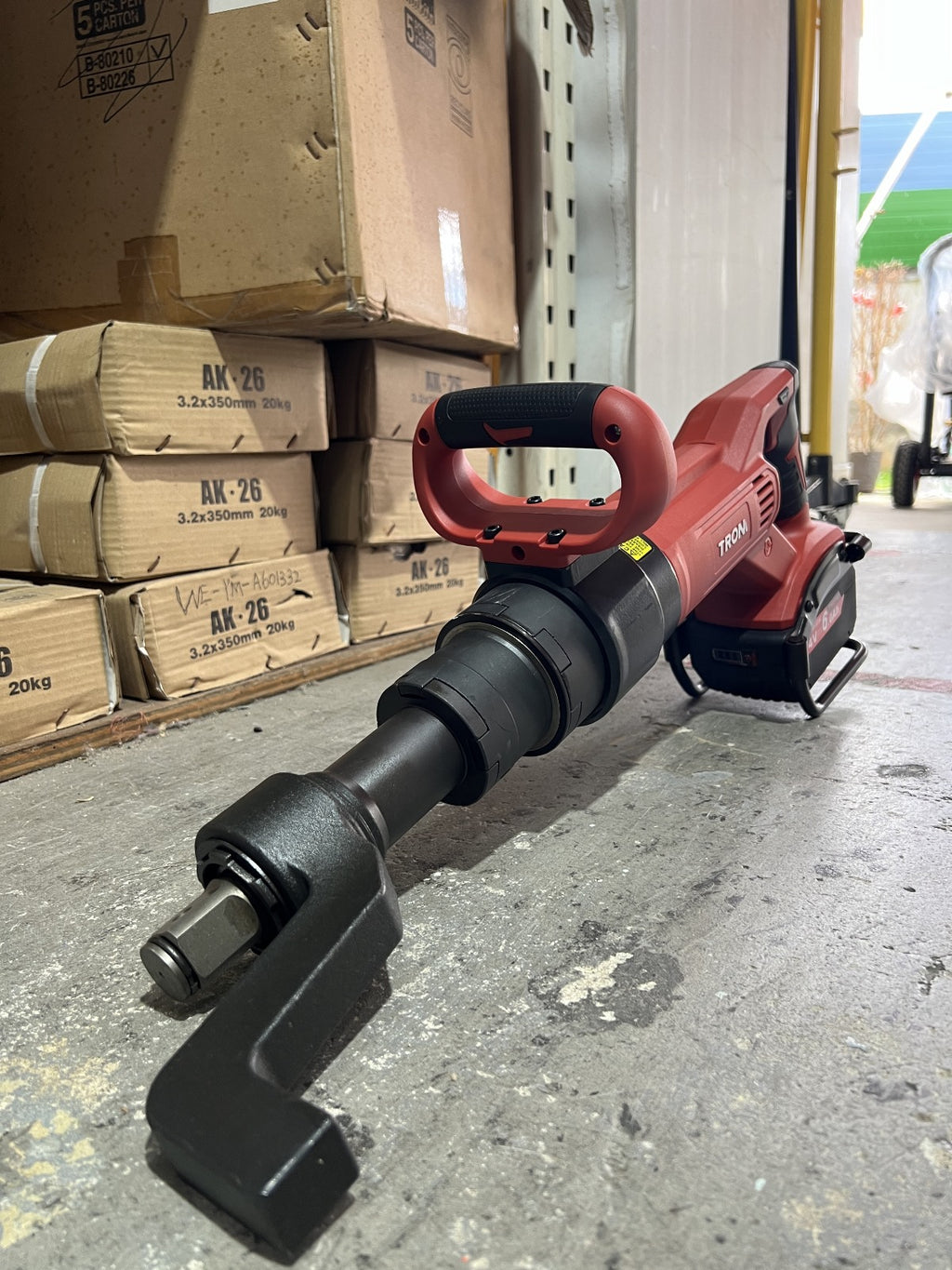 Ht24 TROM HT24 Cordless Torque Wrench 1500Nm C/W 2 Batteries & 1 Charger