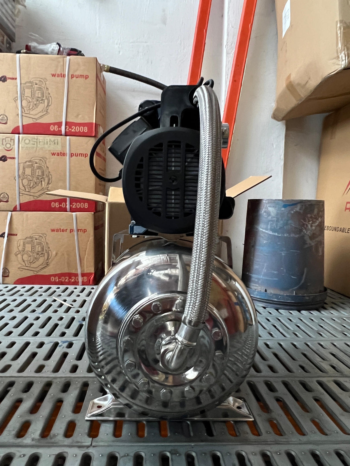 Aiko 1100W Automatic Cold and Hot Water Booster Pump With 24L Tank 240