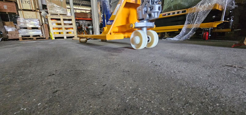 Aiko 2 Ton Hand Pallet Truck refer (PT-W2N-540L) | Model : PT-CBY2P-550L Pallet Truck Aiko 