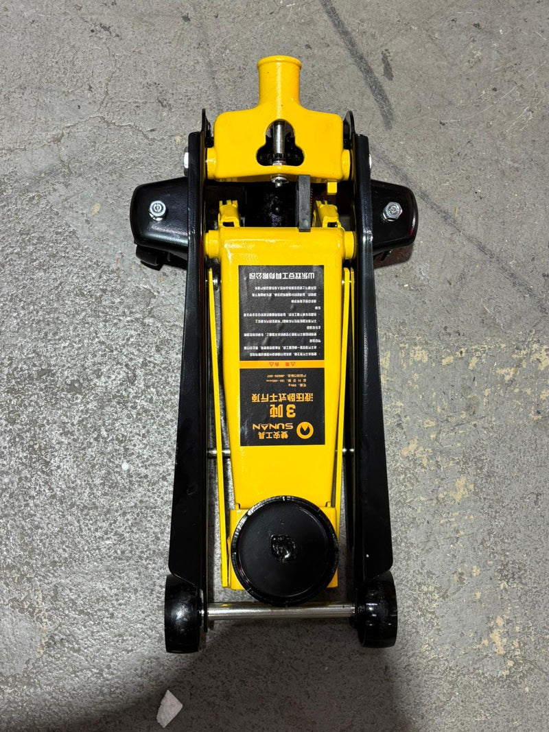 Aiko 3 Ton 130-490mm Floor Jack | Model: FJ-3T Floor Jack Aikchinhin 