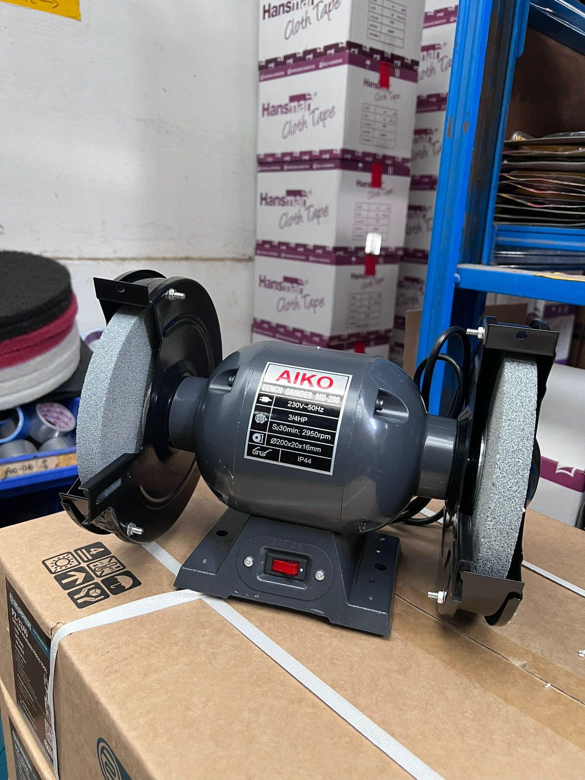 aiko-8-bench-griner-12hp-md-
