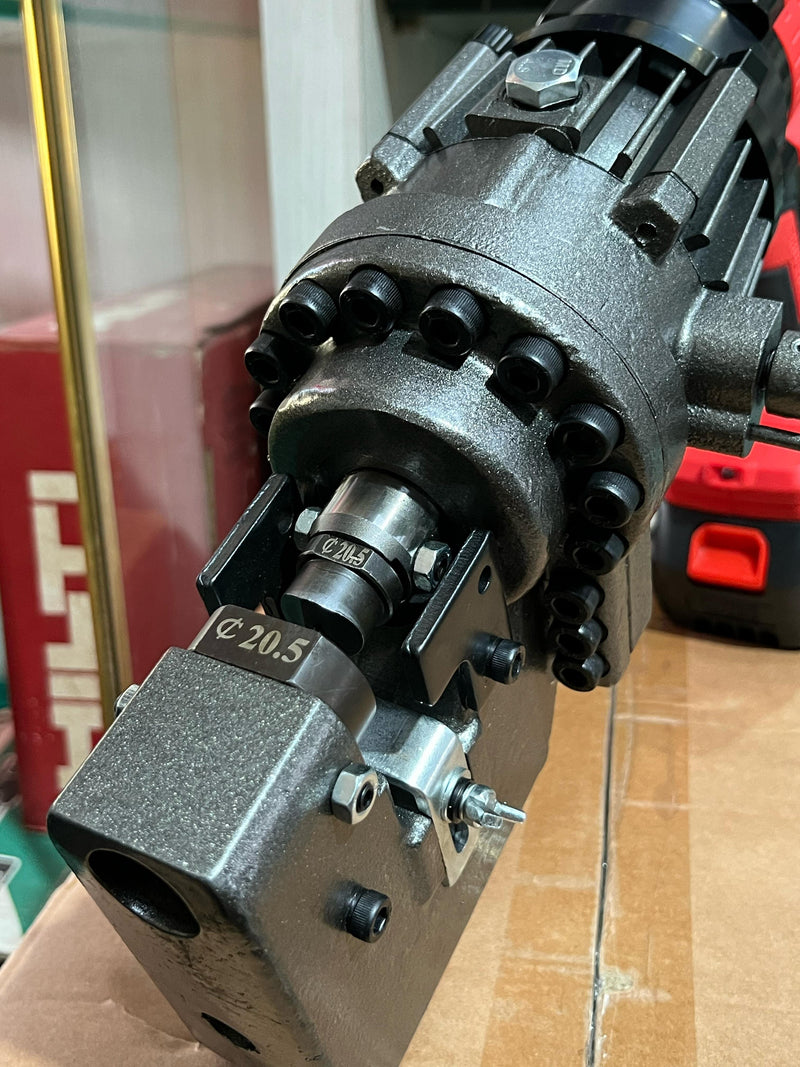 Aiko Battery Hydraulic Puncher EP-20B C/W 1 Battery and 1 Charger 9,13,17,20.5mm | Model: MHP-20B-HK Hydraulic Puncher Aiko 