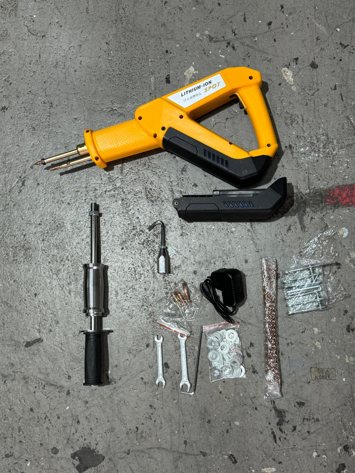 Aiko Cordless Battery Portable Car Body Repair Spot Welder Dent Puller