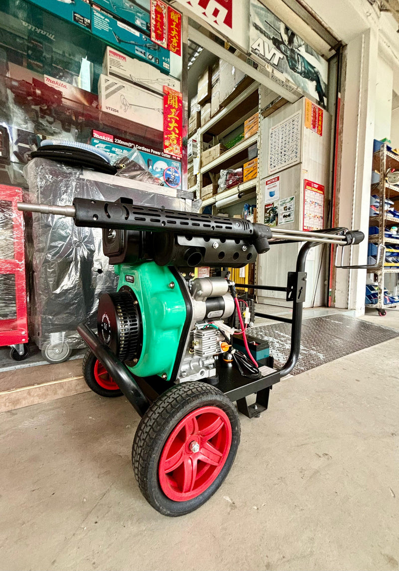 Aiko Diesel Engine 250Bar 10HP High Pressure Washer Pump C/W 10m Pressure Hose & Gun (Electric Start) | Model : HPW-EI-3600DF High Pressure Pump Aiko 