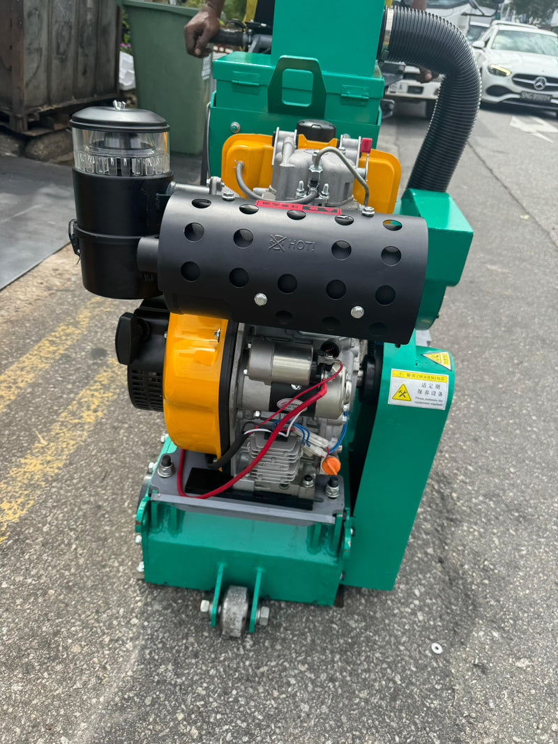 Aiko Diesel Engine Floor Scarifier With Vaccum L178 ZFS250DV | Model : ZFS-250DV Scarifier Machine Aiko 
