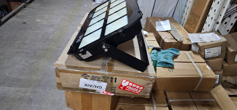 Aiko Flood Light 500W 10 LED | Model: LED-QF-8077-500W LED Light Aik Chin Hin 
