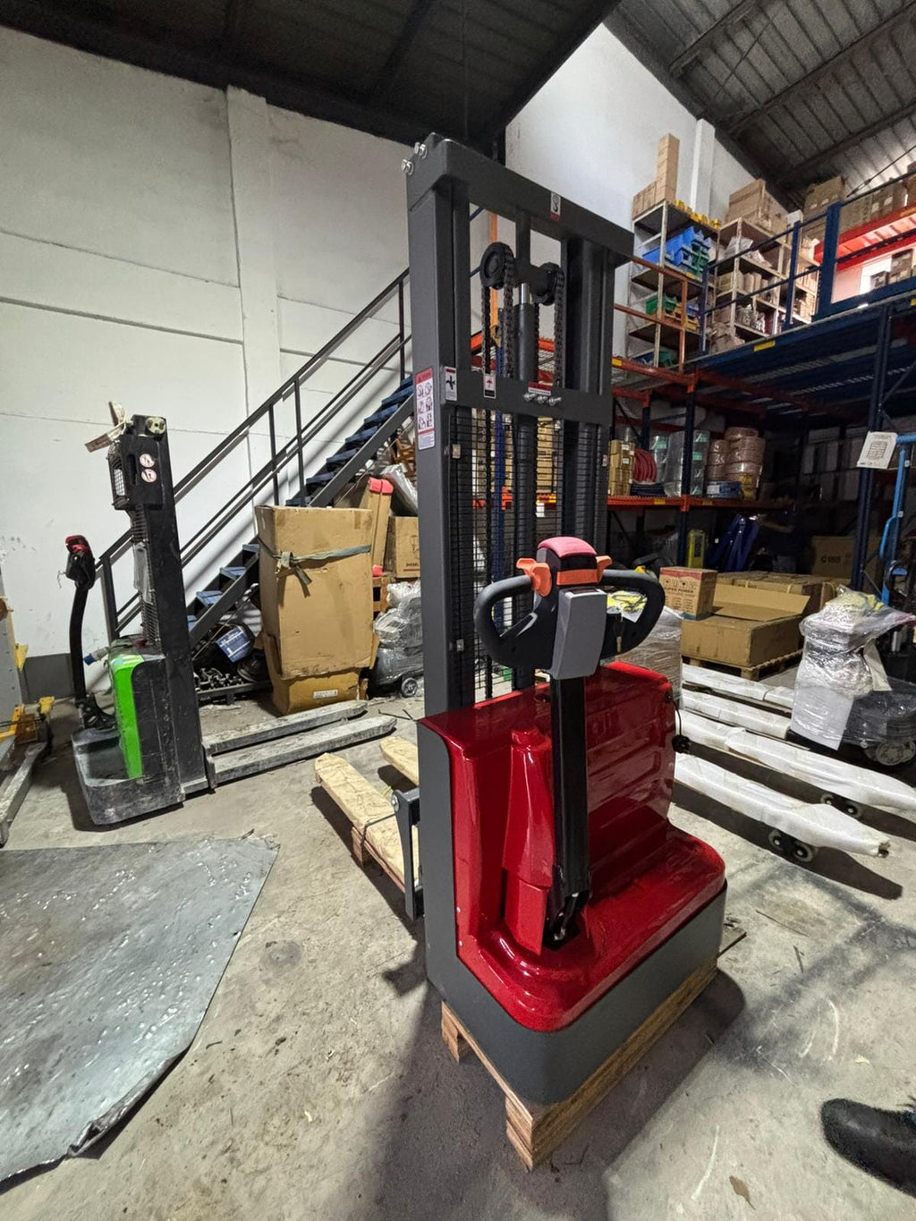 3m Stack System Aiko Fully Electric Stacker 1.5 Ton 3M for Open Pallet | Model: PT-AIK