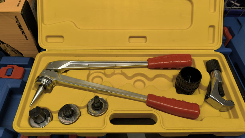 Aiko Manual Pipe Expander