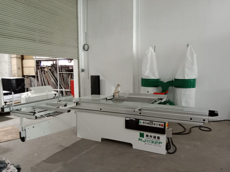 Aiko MJ1132F Aeroplane Panel Sliding Table Saw 10fts/3.2m Come With Dust Collector | Model : MJ1132F Aeroplane Saw Aiko 