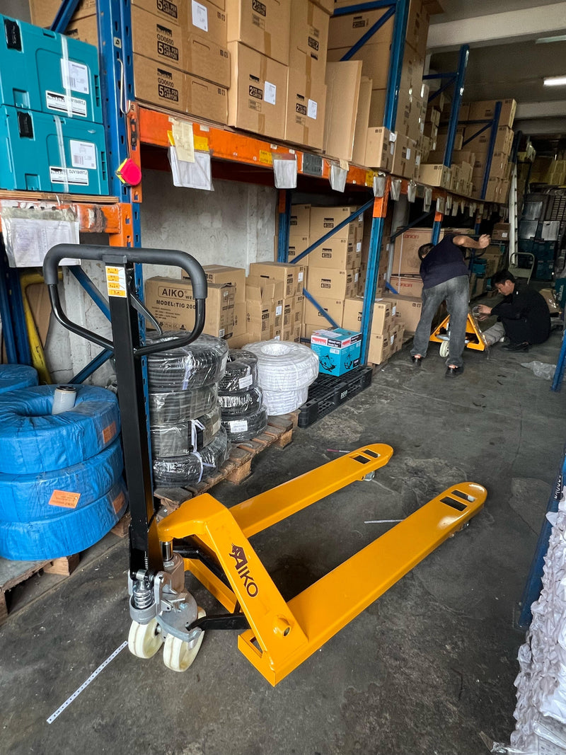 Aiko Pallet Truck 3T 685*1220*85mm Single Nylon