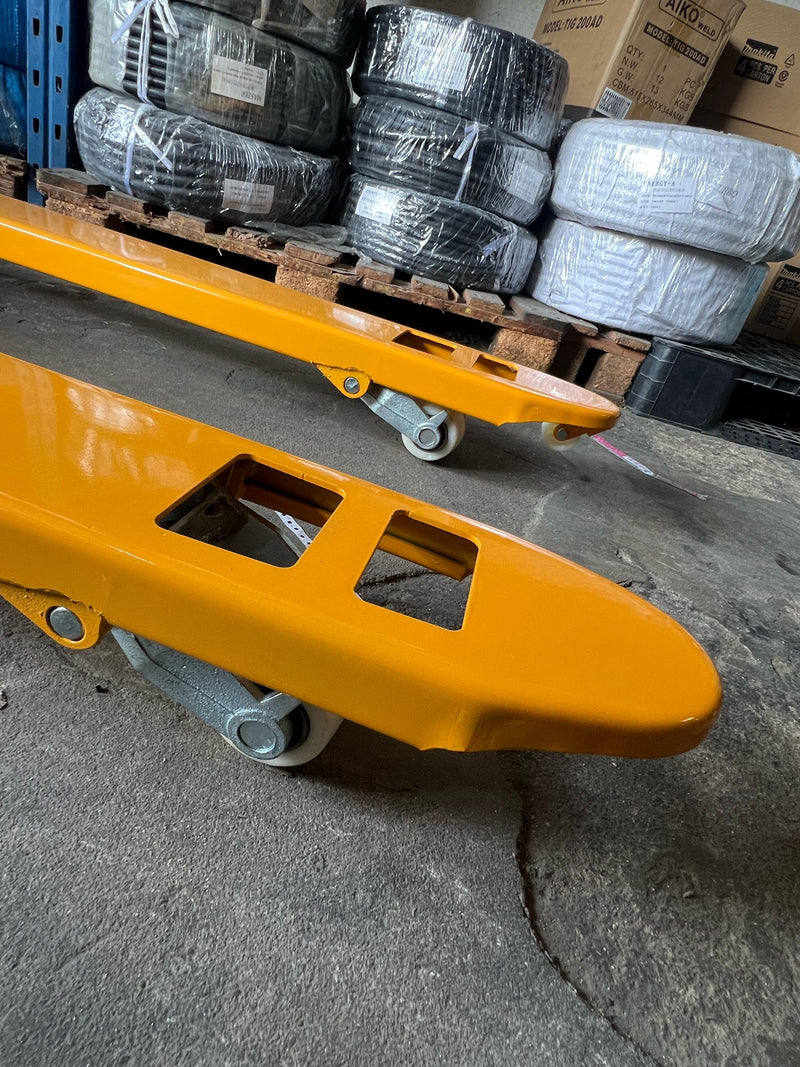 Aiko Pallet Truck 3T 685*1220*85mm Single Nylon