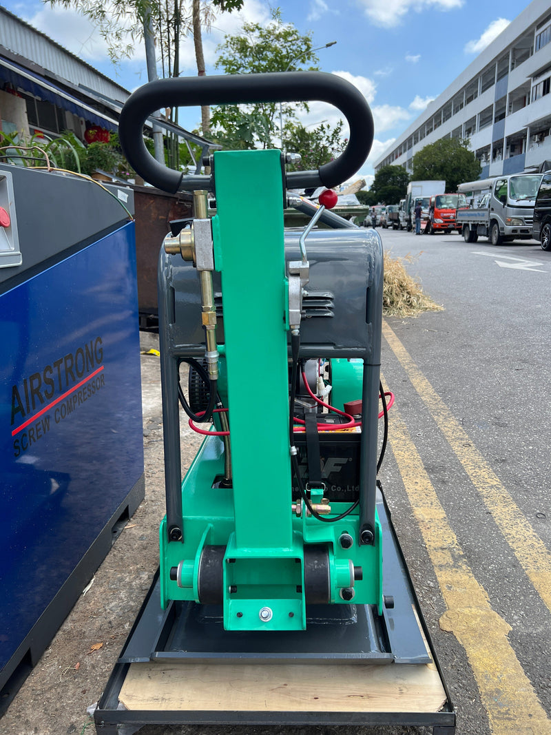 Start Key Compactor Aiko Plate Compactor T-330B (Manual) Come With 186FA Engine | T-330B+1