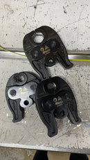 Aiko SS Battery 18V Pipe Clamper C/W Jaw M Type 15/22/28 360 Degree Turn | Model: SL-1930+JAW Pipe Clamper Aiko 