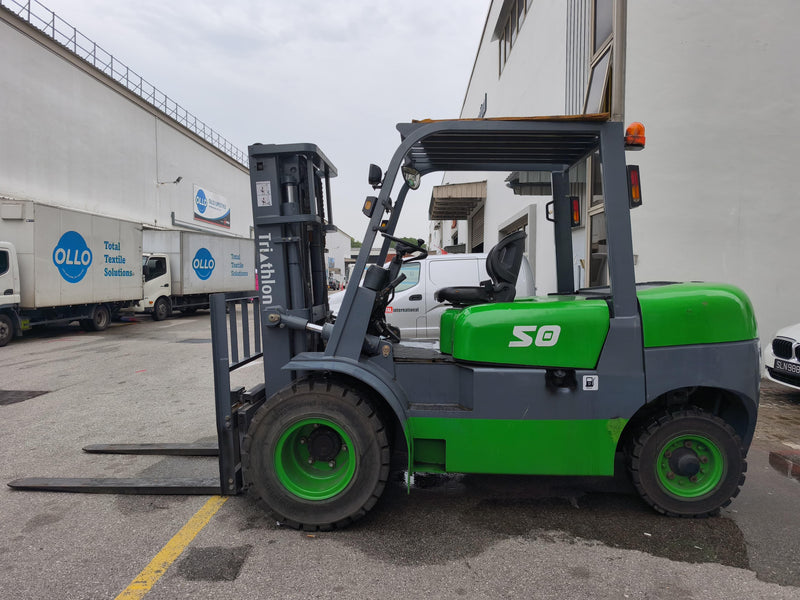 Aiko / Triathlon 5 Ton Diesel Forklift | Model : CPCD5.0T/4.5M Forklift Aiko 