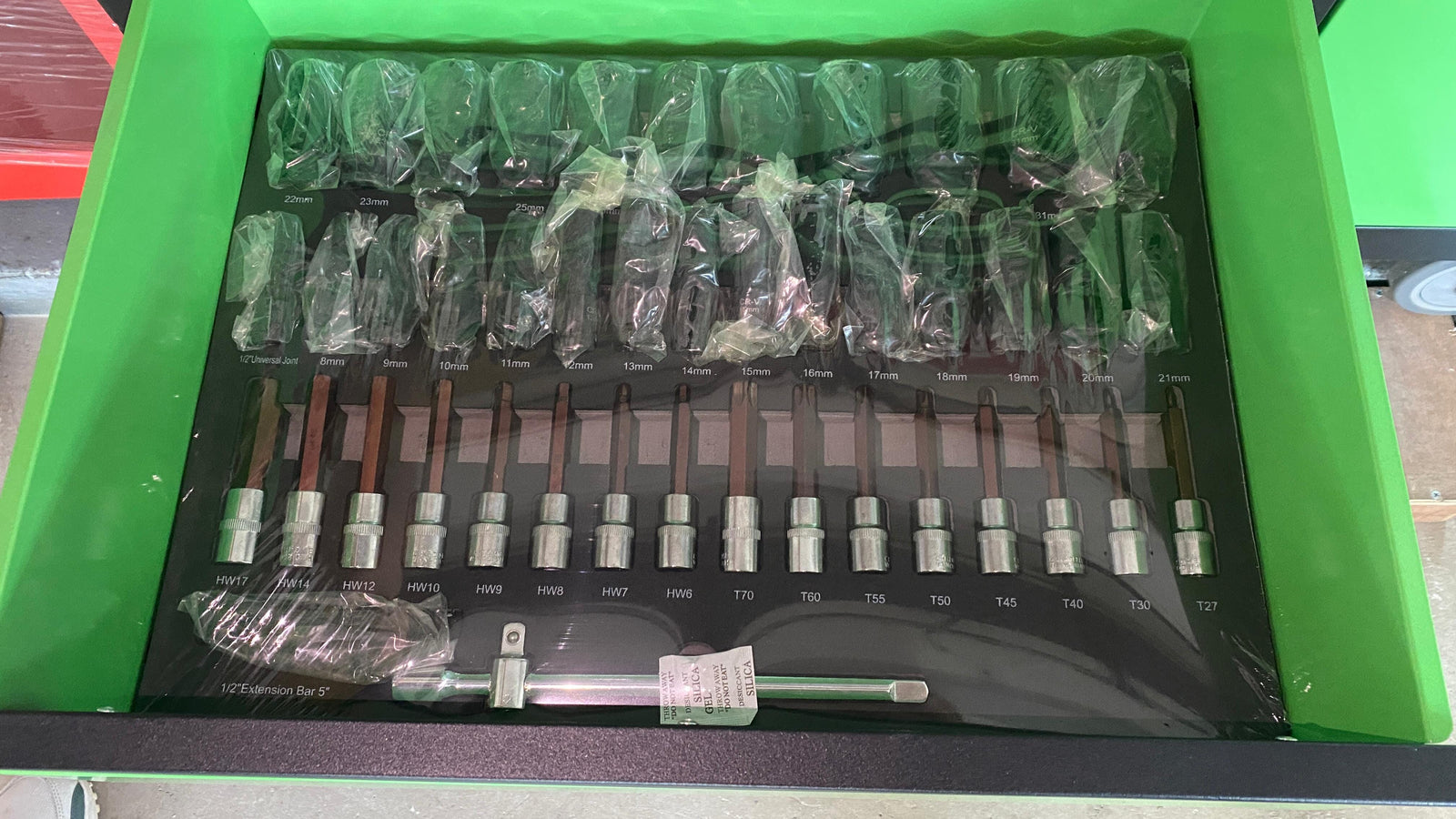 Aiko Work Shop Tool Cabinet Big (Green) with 200 Pcs Tool Set #RC23