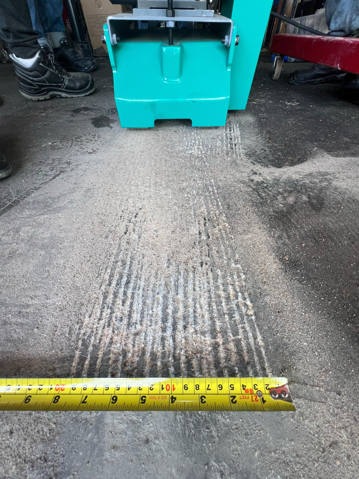 Aiko ZFS-200E Electric Floor Scarifier Machine with 240V