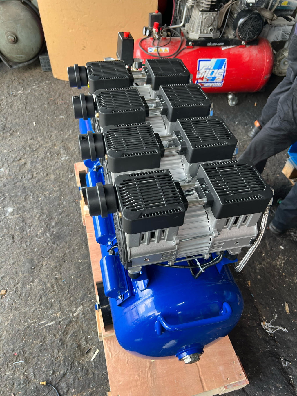 Strong Back Compressor Airstrong 5HP 100L 230V Oil Free & Silent Air Compressor #GDG50-4-100L
