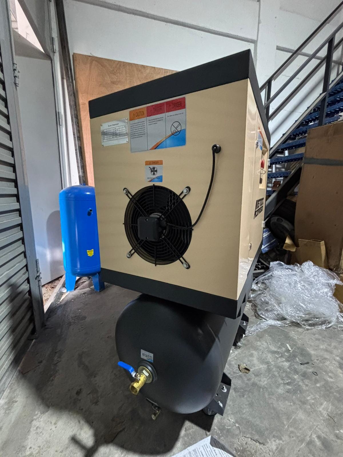 Airstrong 5.5HP 10Bar 230V Screw Compressor C/W 160L Tank | Model: A-A