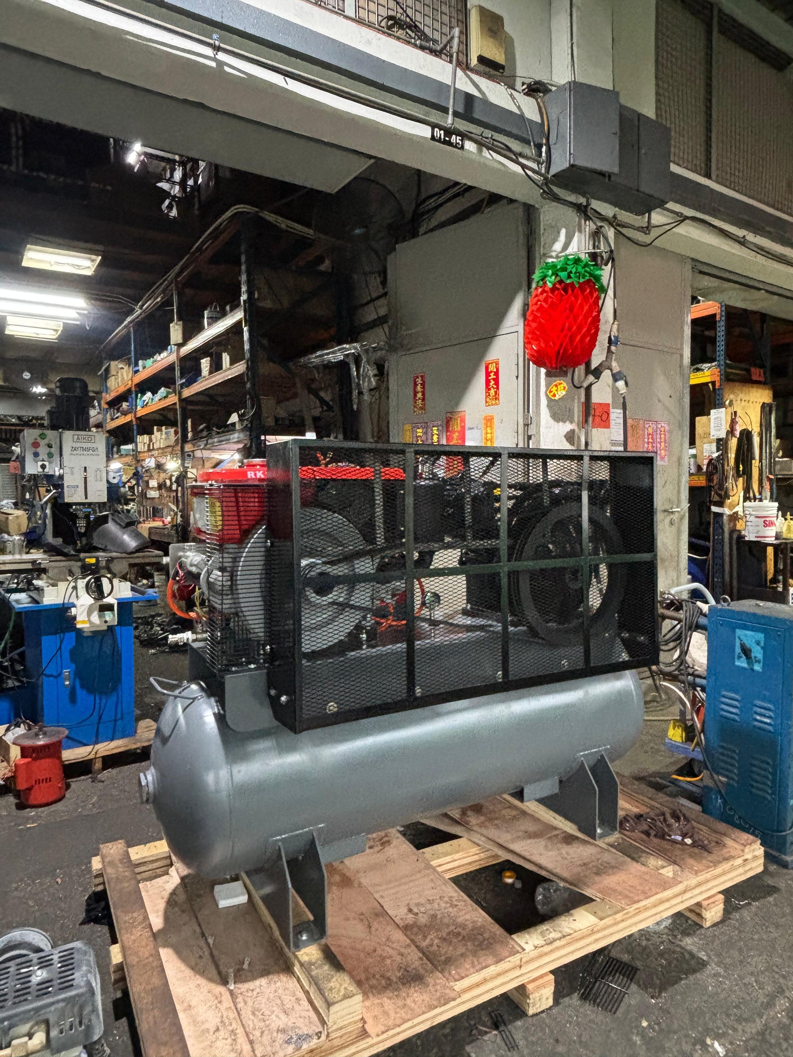 Airstrong Diesel Engine Compressor 10HP 303L 28CFM 12 Bar C/W RK125 En