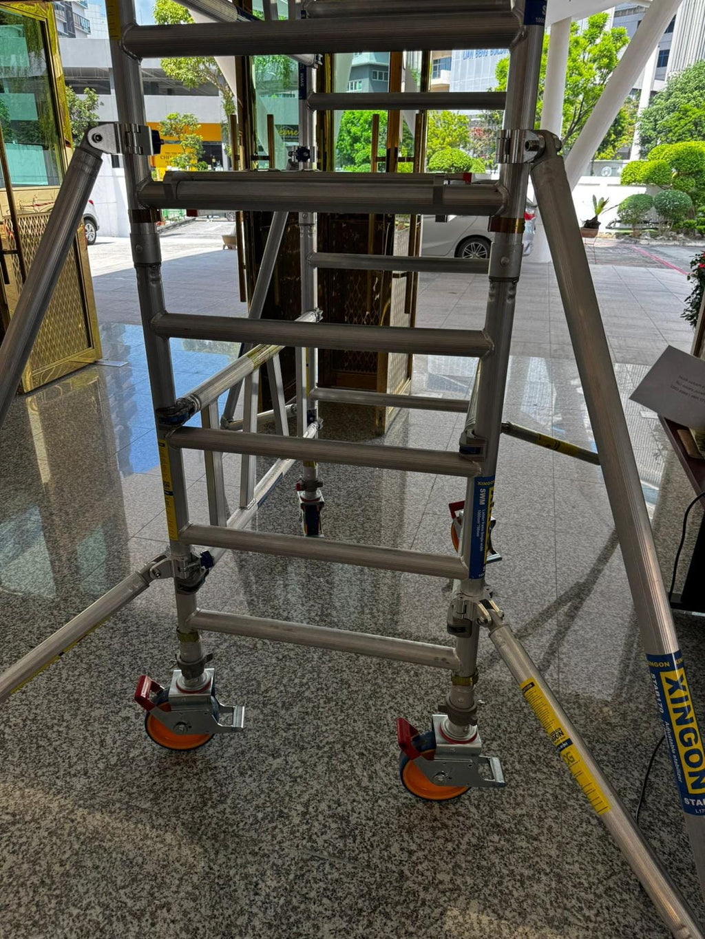 Mini Scaffolding Model Alum Mini Scaffolding (Platform : 5.3m) Working Height 7.3m With Assy