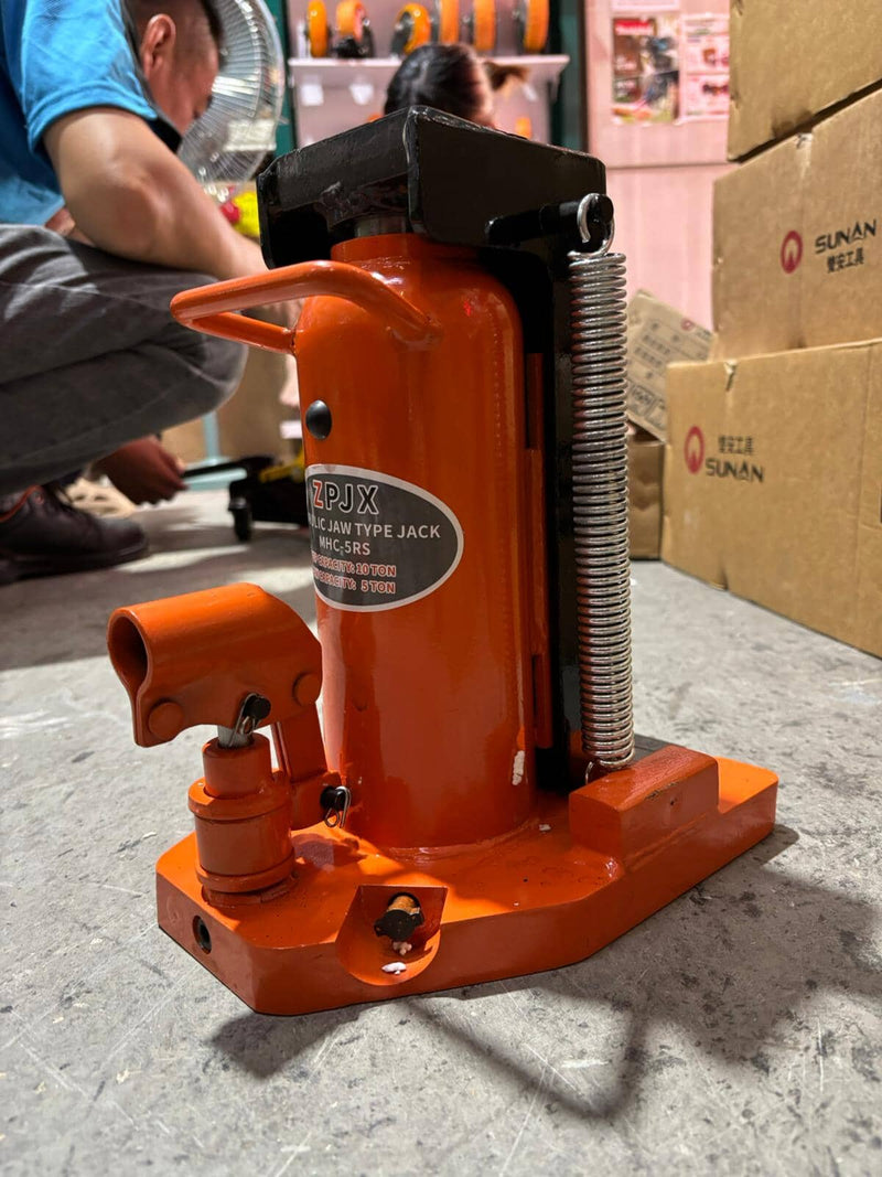 Hydraulic Toe Jack | Model: JACK-MHC- Hydraulic Toe Jack Aiko 