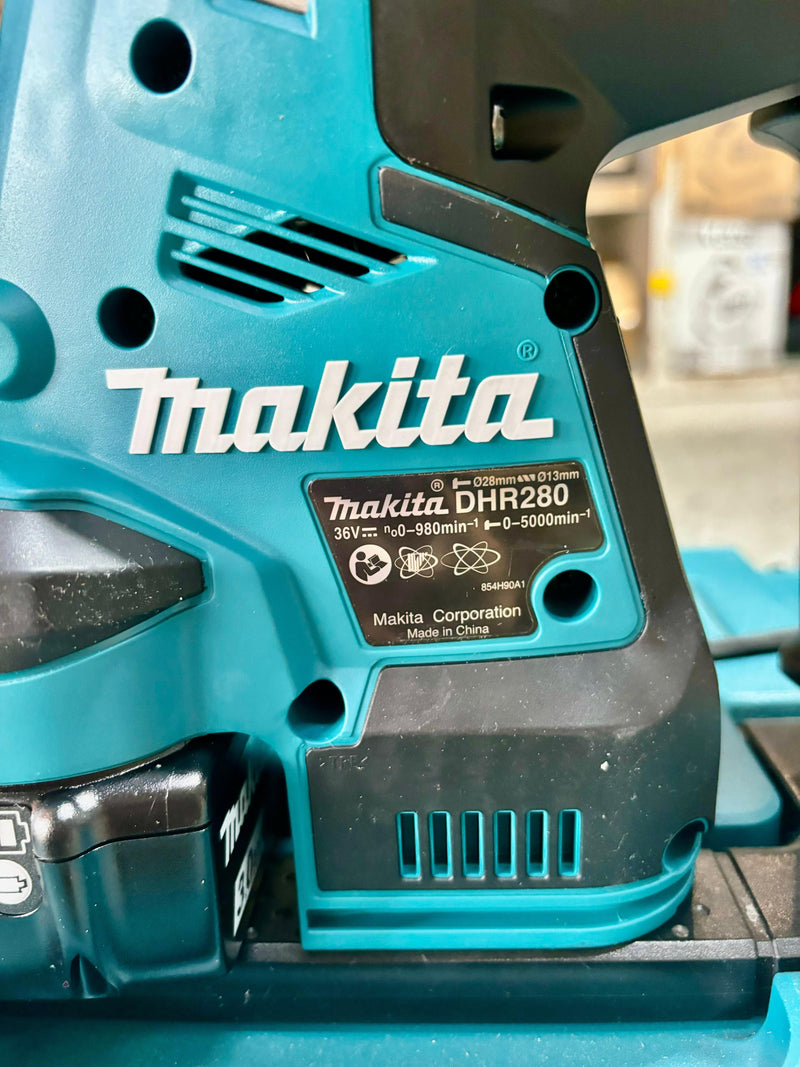 Makita DC 28MM Rotary Hammer Drill DHR280PF2J (18VX2,3.0AHX4PC,BL)-Offer | Model : M-DHR280PF2J-4 Cordless Rotary Hammer Drill Makita 