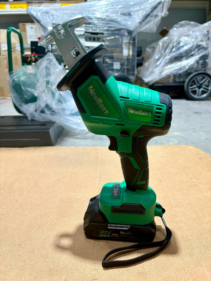 Newbeat 21V Cordless Reciprocating Saw C/W 2 Battery and 1 Charger | Model : NBT-CRS-21B-BL Cordless Reciprocating Saw NEWBEAT 