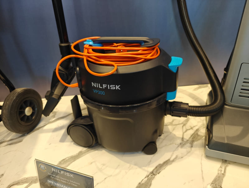 Nilfisk 240vc Vacuum Cleaner | Model : VC-VP300 Vacuum Cleaner NILFISK 