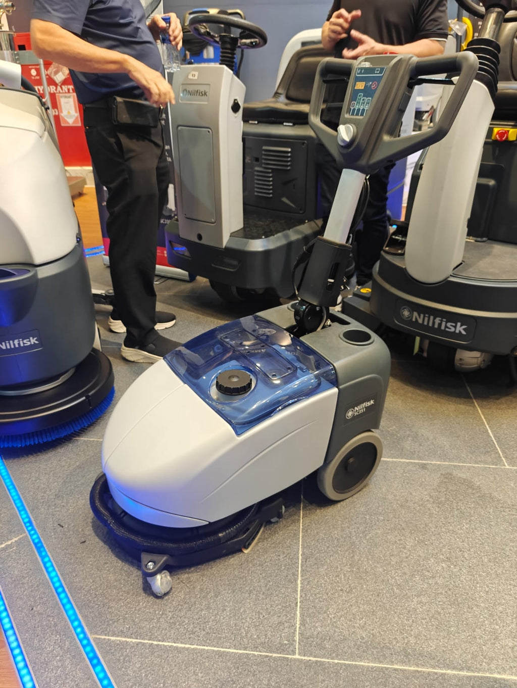 Nilfisk SC351 Scrubber Dryer | Model: SC351