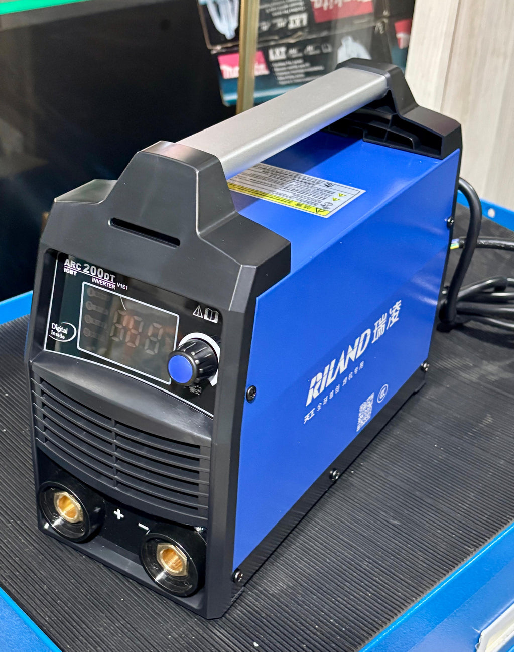 Welding Set Riland Riland ARC200DT 220V Welding Set c/w 3m Ground and Welding Cable | Mod