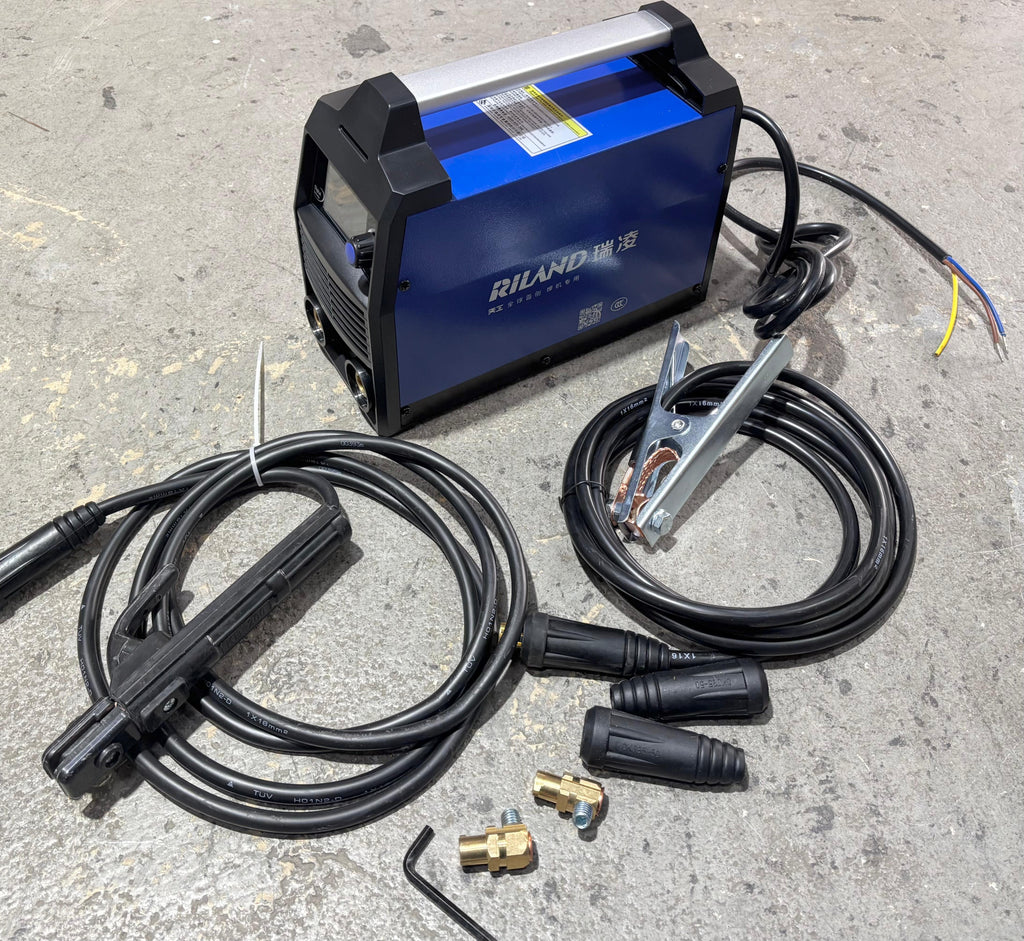Welding Set Riland Riland ARC250DT 220V Welding Set c/w 3m Ground and Welding Cable | Mod