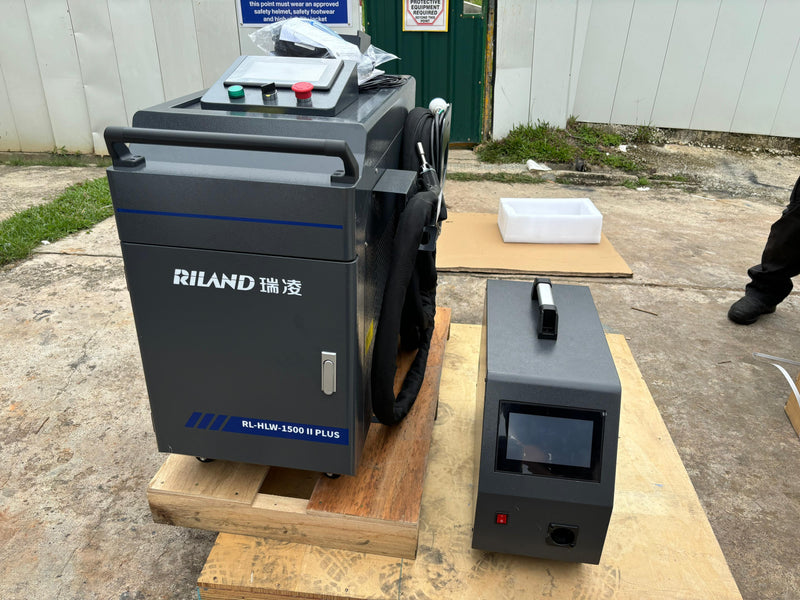 Riland Laser Welding Machine 1500W 220V C/W Accessory | Model : RL-HLW-1500Ⅱ-PLUS Welding Machine Riland 