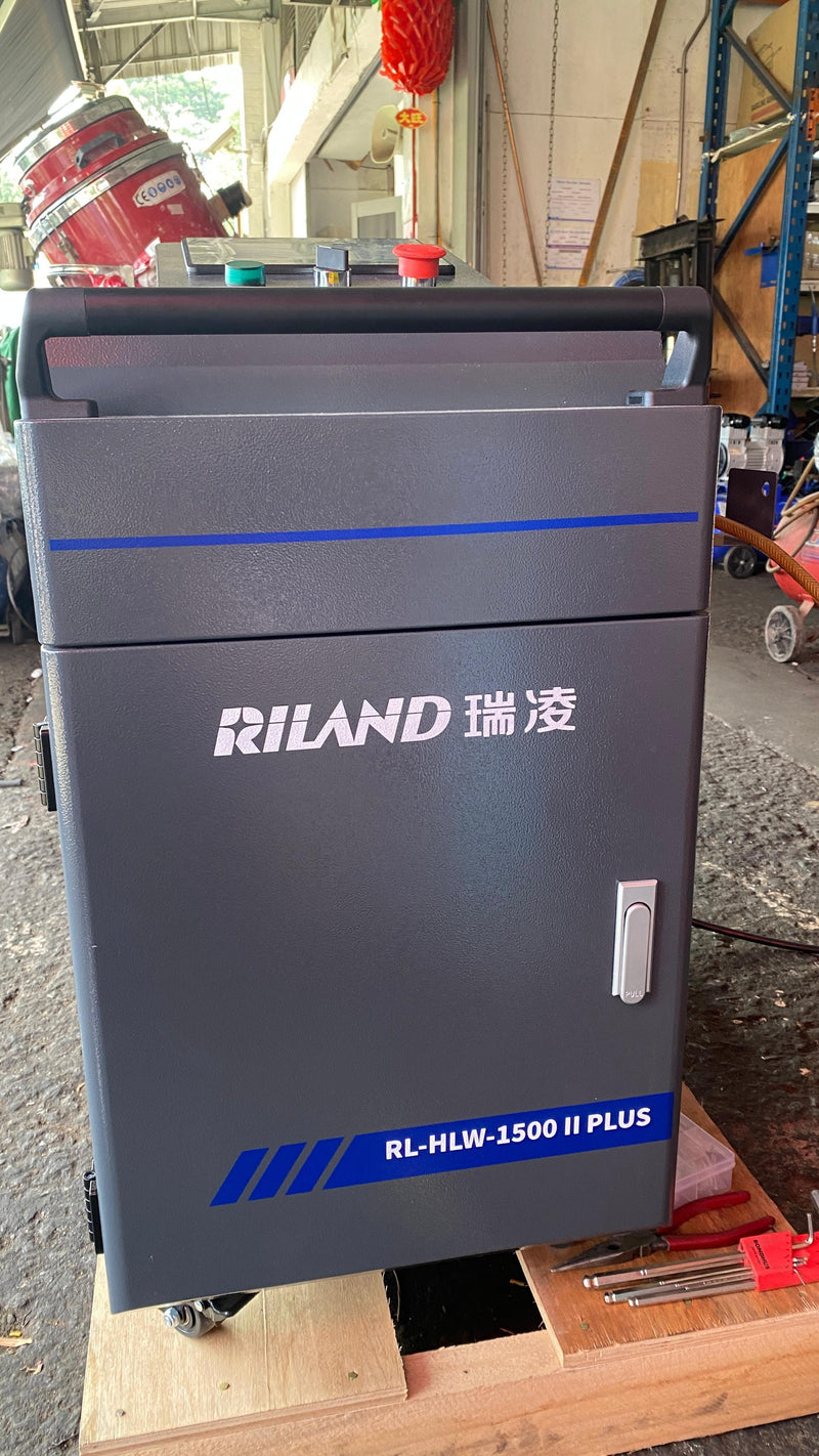 Riland Laser Welding Machine 1500W 220V C/W Accessory | Model : RL-HLW-1500Ⅱ-PLUS Welding Machine Riland 