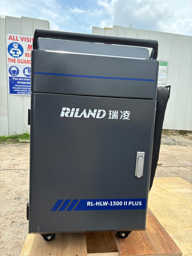 Riland Laser Welding Machine 1500W 220V C/W Accessory | Model : RL-HLW-1500Ⅱ-PLUS Welding Machine Riland 