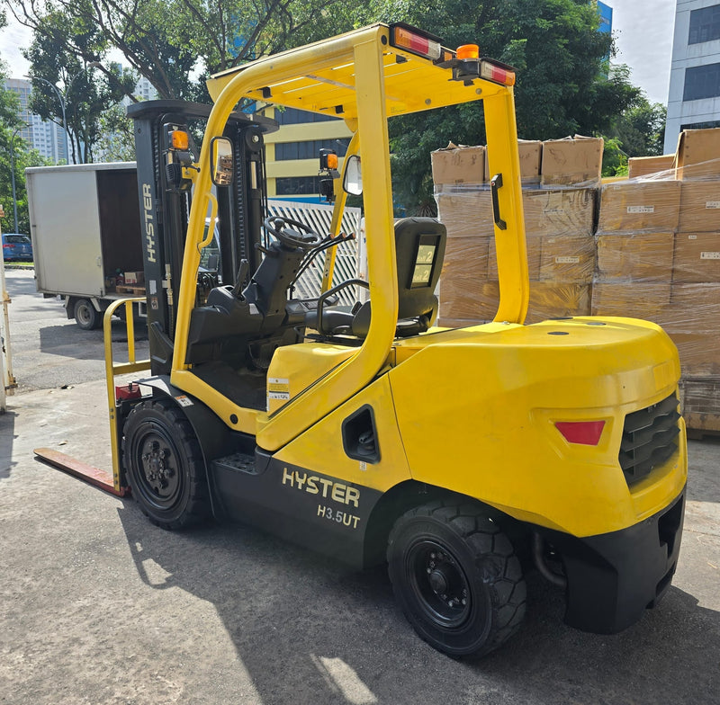 USED HYSTER 3.5TON Diesel Forklift H3.5UT 2021 With Container Mast and Side Shifter | Model: USED-H3.5UT Diesel Forklift Hyster 