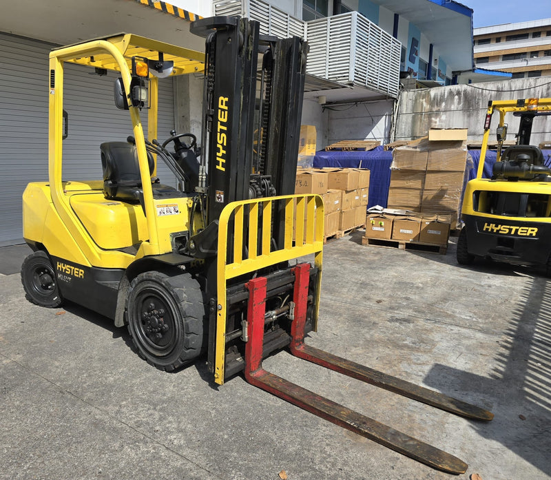 USED HYSTER 3.5TON Diesel Forklift H3.5UT 2021 With Container Mast, Side Shifter and Fork Adjustor | Model: USED-H3.5UT Diesel Forklift Hyster 