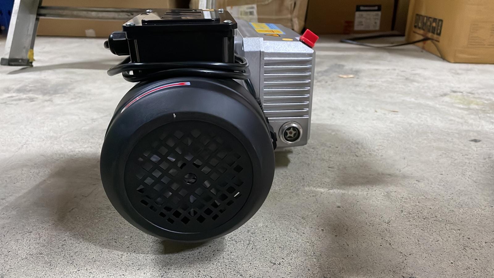 XD020 Oil Lubricated 750w 240v 50hz SingleStage Rotary Vacuum Pump