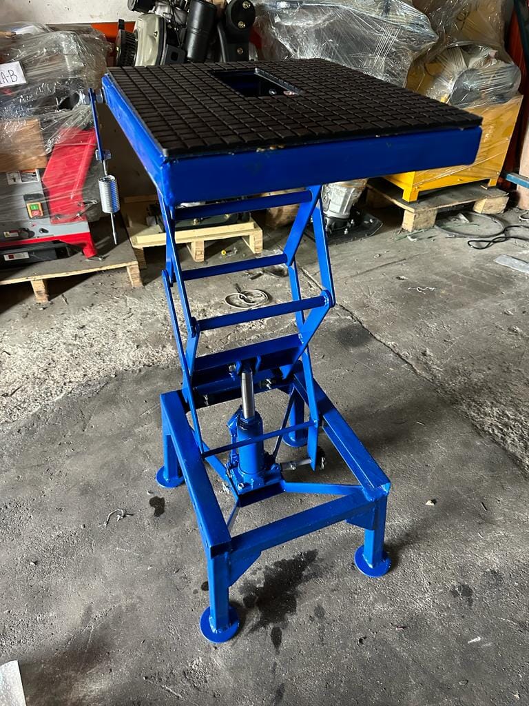 Aiko 300lb Hydraulic Motorcycle Lift Table | Model : JACK-YM-MS Lift Table Aiko 