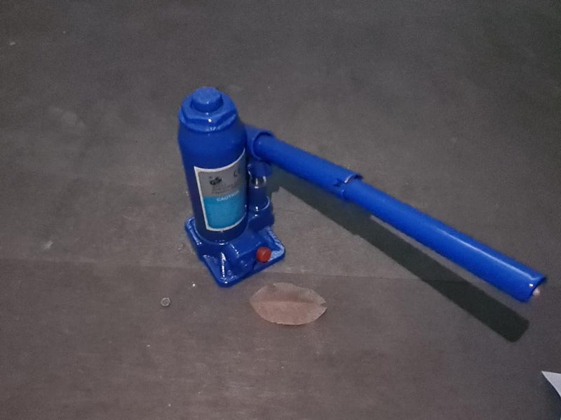 Aiko 4 Ton Hydraulic Bottle Jack (Blue) | Model : BJ-11024 Hydraulic jack Aiko 