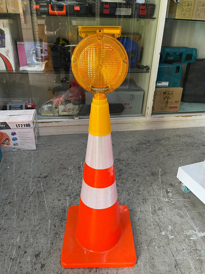 Aiko Barricade Flashing Yellow Light for Cone with Solar | Model : RL-7368 Safety Light Aiko 