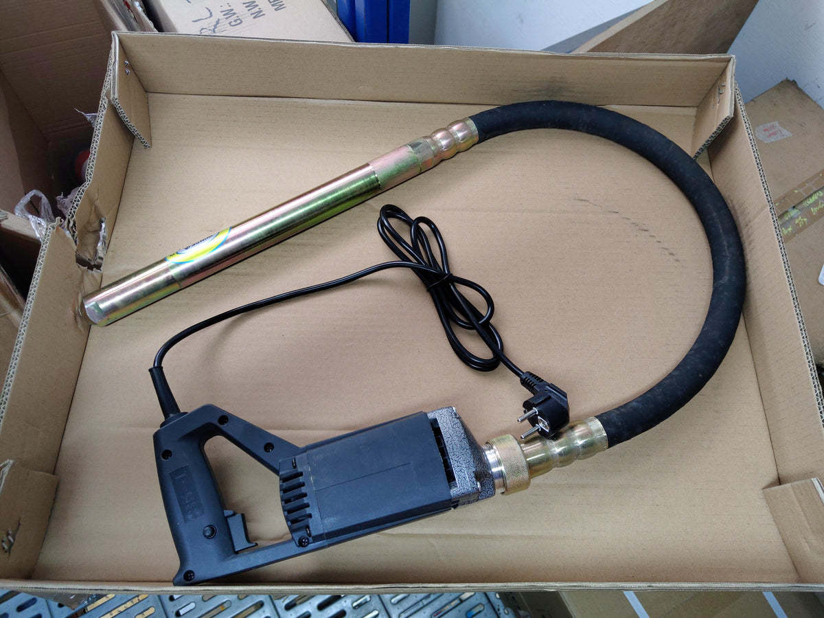 AIKO CN35C 35mm 1.2m 220V Hand Held Electric Concrete AIKO CN35C 35mm 1.2m 220V Hand Held Electric Concrete