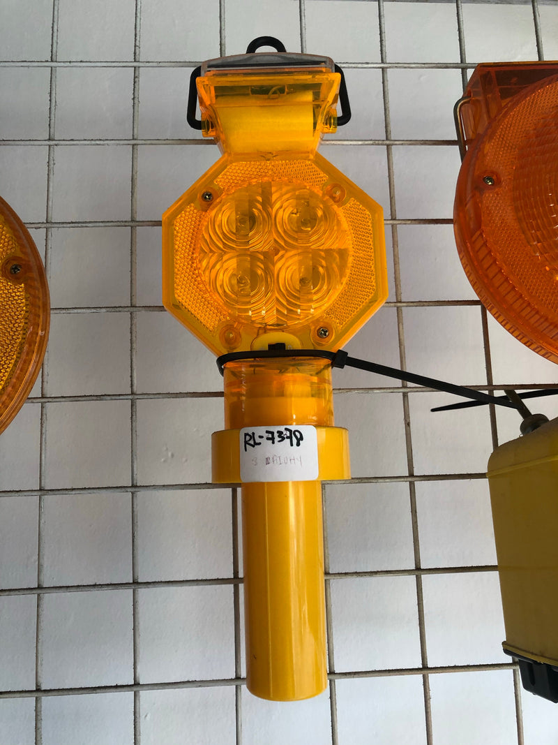 Aiko Hex Type Warning Light (Flashing/Revolving Lamp) for Safety Cones with Solar | Model : RL-7378 - Aikchinhin