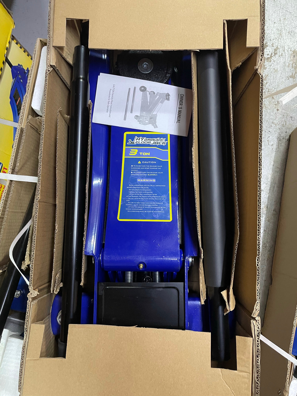 Aiko ZD22031 Low Profile Long Floor Car Jack with 3 & 3.5 Ton | Model