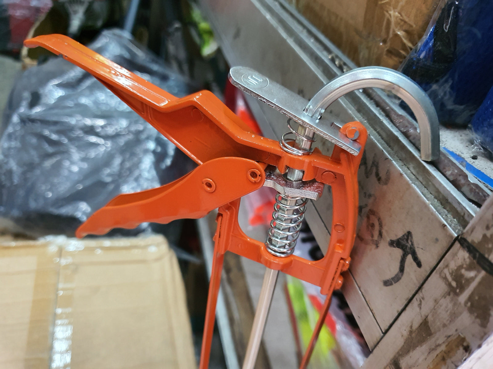 Caulking Gun Orange (New) Model CGYFB01D