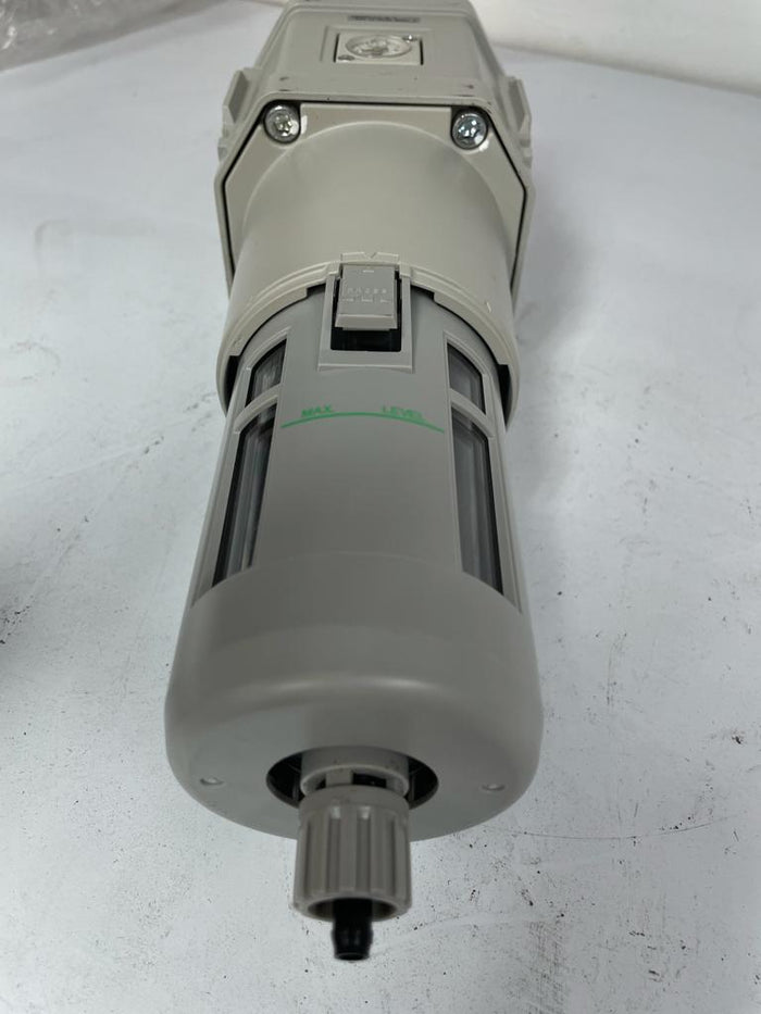 CKD フィルタレギュレータ 白色シリーズ W8000-25-W-M-BW W8000-25-W-M-A32W CKD フィルタレギュレータ 白色シリーズ