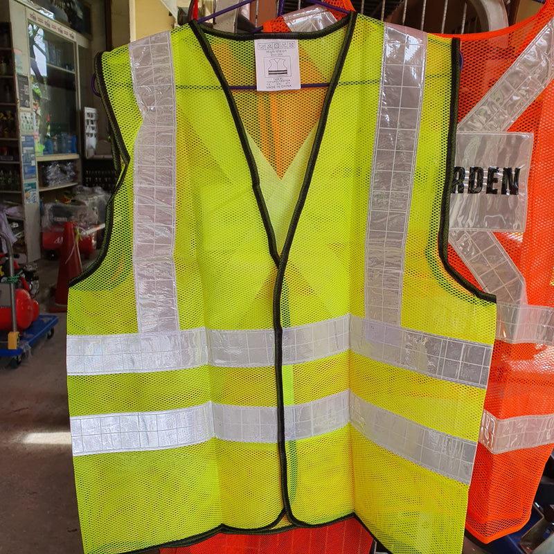 Green Safety Vest with words at back, Wording : Banksman, Fire Watchman, Lifting Supervisor, Rigger/Signal man, Security, Signal man, Traffic Controller | Model: VEST-G- Safety Vest Aiko 