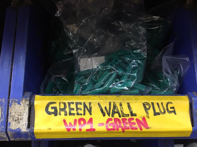 Green Wall Plug (1Ctn=400Pkt=20000Pc) | Model : WP1-GREEN Aiko 